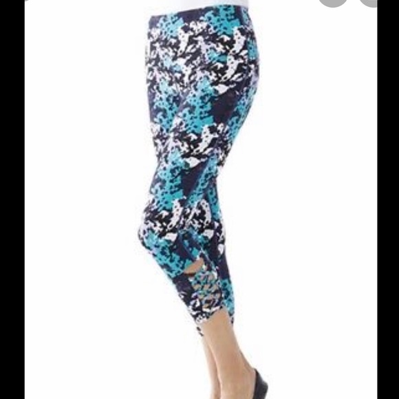 Ruby Ribbon Pants - Blue Camo 3/4 length leggings
